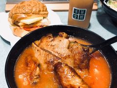 番茄浓汤鸡翅猪扒通粉-华嫂冰室(尖沙咀店)