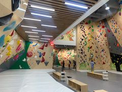 -ROCKPLUS攀岩馆(环宇城店)