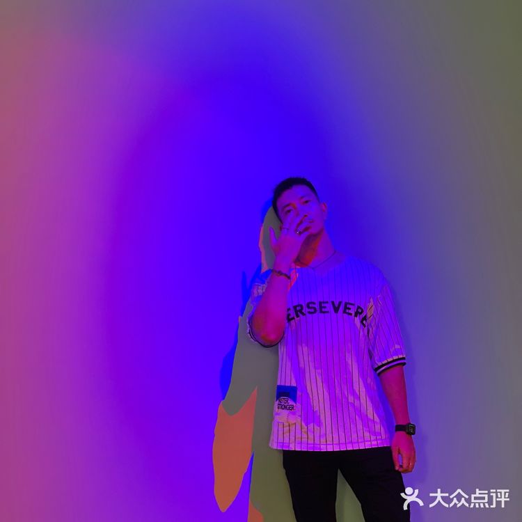 走进油画框里的美术馆💙爱是底色