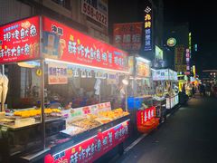 -六合夜市