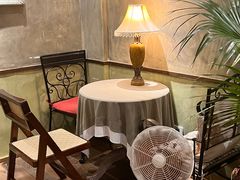 -六区宿舍咖啡店