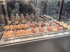 -好利来(上海虹桥新天地Lab主题店)