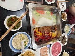 -百年川椒重庆老火锅(光谷店)