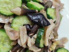 -老季市·三代非遗传承·地标美食老汁鸡(工农路店)