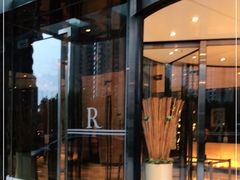 -上海龙之梦万丽酒店