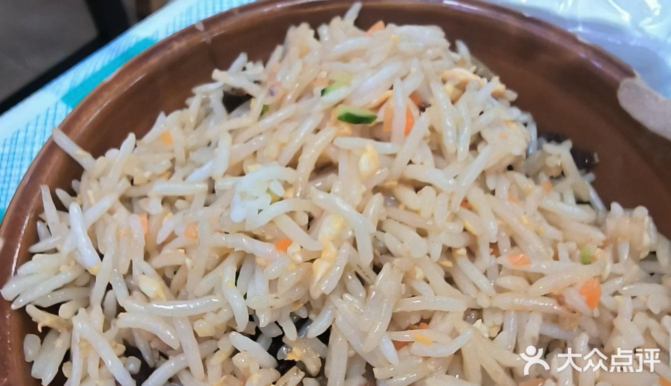 刚发现一家宝藏美食店