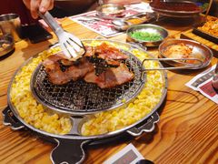 -青瓦炭韩潮烤肉(花园道店)