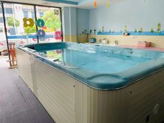-哲学苑亲子园·早教婴儿托育·婴儿游泳(颐龙湾店)