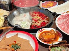 -萍姐火锅·公路夜市(武汉首店)