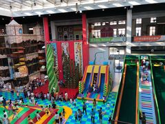 -蒙特利亲子乐园