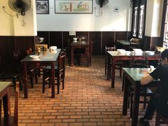 大堂-长人馄饨铺(解放街店)