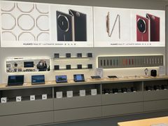 -华为授权体验店(中山公园来福士)