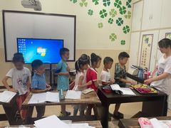 -童学馆·诗书礼乐少儿国学(光谷天地店)