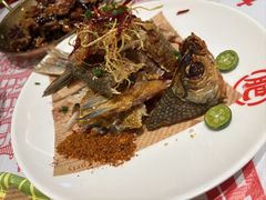 -肥肥虾庄·金牌油焖大虾(汉口城市广场店)