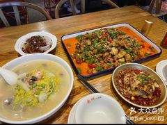 -兔槽江湖菜·重庆璧山兔(水围店)