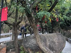 -灵岩山风景区