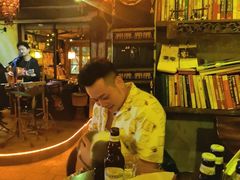 -城墙外BAR