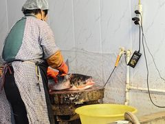 -雪湖煜辰鱼头老店(雪野湖店)