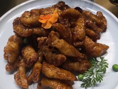-山楂树融合菜餐厅