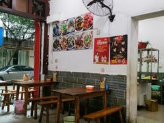大堂-中和裴氏蹄花(府河路店)