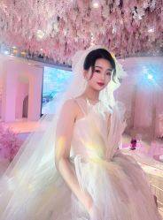 -南京宝娜嫁衣婚纱礼服馆(中央路店)