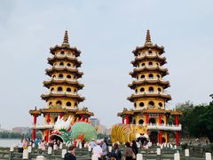 -龙虎塔