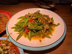 -先启半步颠小酒馆(虹桥龙湖天街店)
