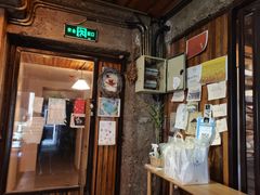 门面-仙峰天然面包(迎宾路店)