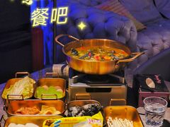 -Darling Queen·Mini·Live·House