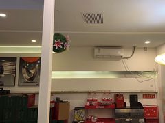 -毛辣果·贵州红酸汤牛肉火锅(西单店)
