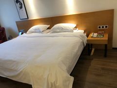 -上海虹梅嘉廷酒店