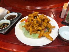 -靠山屯东北农家菜(八龙桥雅苑店)