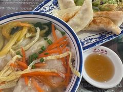 鱼肉馄饨-长人馄饨铺(解放街店)