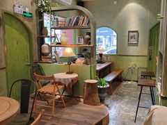 -六区宿舍咖啡店