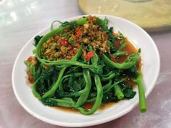 -洪霞餐馆