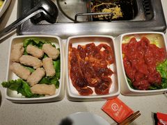 -海底捞火锅鲜切牛肉主题店(长寿路店)
