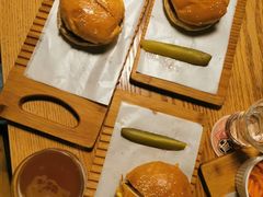 薯条汉堡-悠航SLOWBOAT(三里屯店)