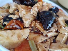 家常豆腐-何适山庄 ·可团建(水长城P2停车场店)