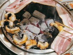 -围炉肉舍•炭烤活鳗•丹东海鲜烤肉(步行街店)