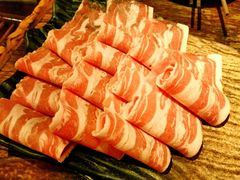 -老牌坊云南鱼豆花火锅(爱建店)