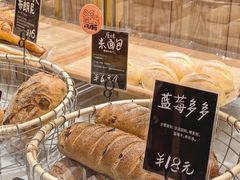 -分子跳动鲜活面包(五一大道店)