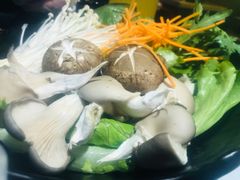 -红钳侠小龙虾·烧烤(中赢康康谷店)