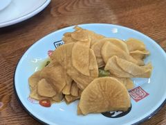 -东北风味思缘食府(对湖路店)