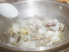 -大众跷脚牛肉馆·非遗传承单位(峨眉山店)