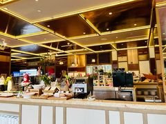 -大中华希尔顿酒店-念自助餐·嗨啤·小龙虾