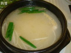 过桥米线-蝴蝶泉宾馆-中餐厅