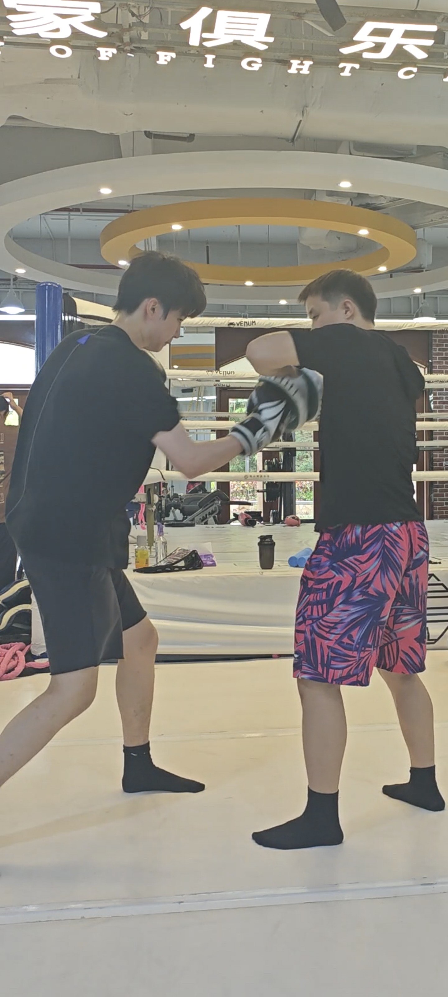 打格斗比赛能赚钱么(打格斗比赛能赚钱么现在)
