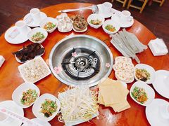 -刘胖娃鱼庄·特色肥肠鱼(杨家坪店)