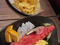 -FOUR PLAY BAR