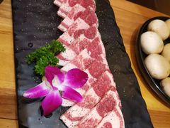 -韩烧牛中牛·甄选黑牛烤肉(黑金店)
